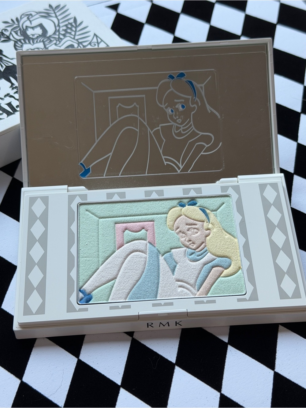 RMK Alice in Wonderland Color Correcting Palette
